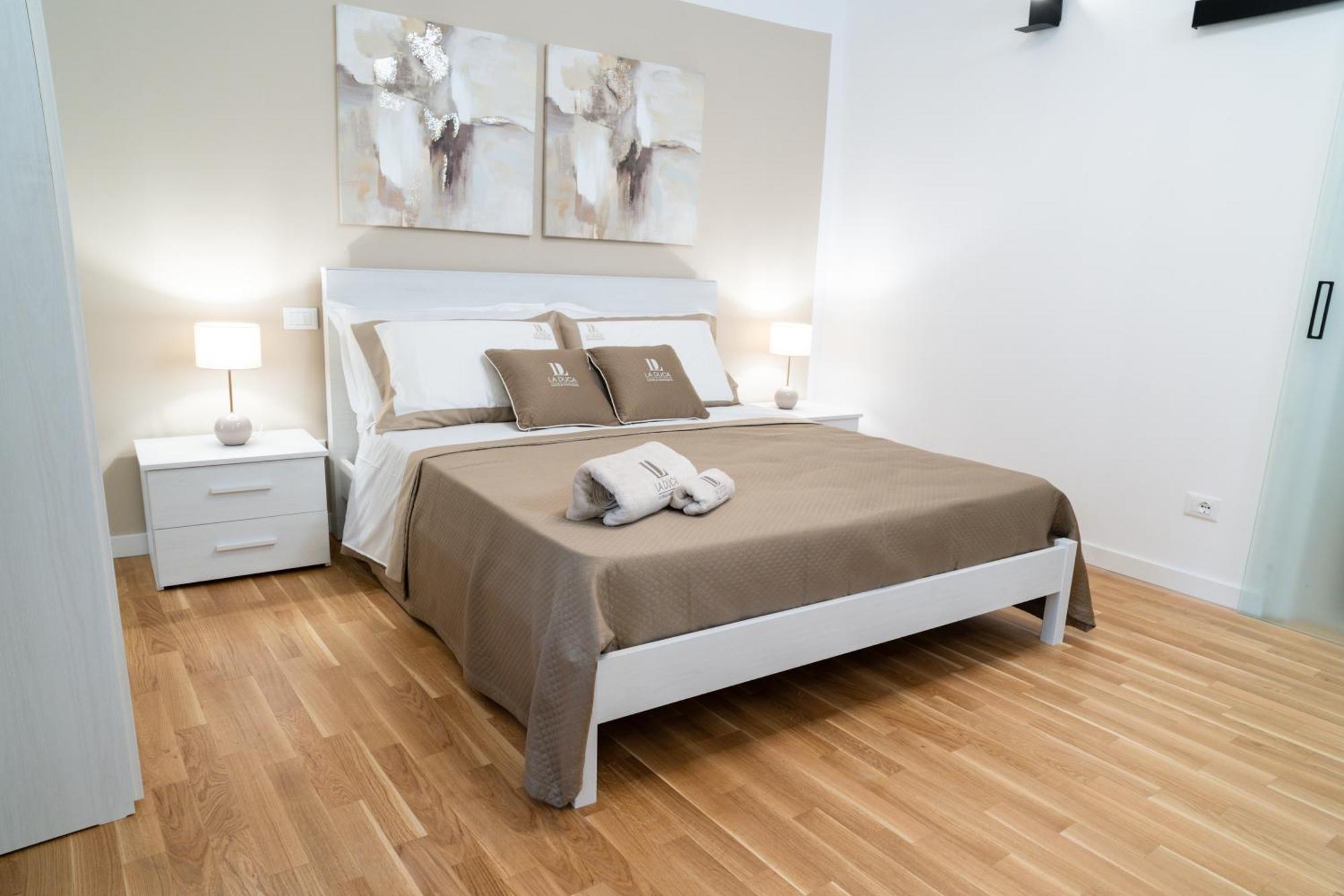 La Duca Suites & Apartments Палермо Екстериор снимка