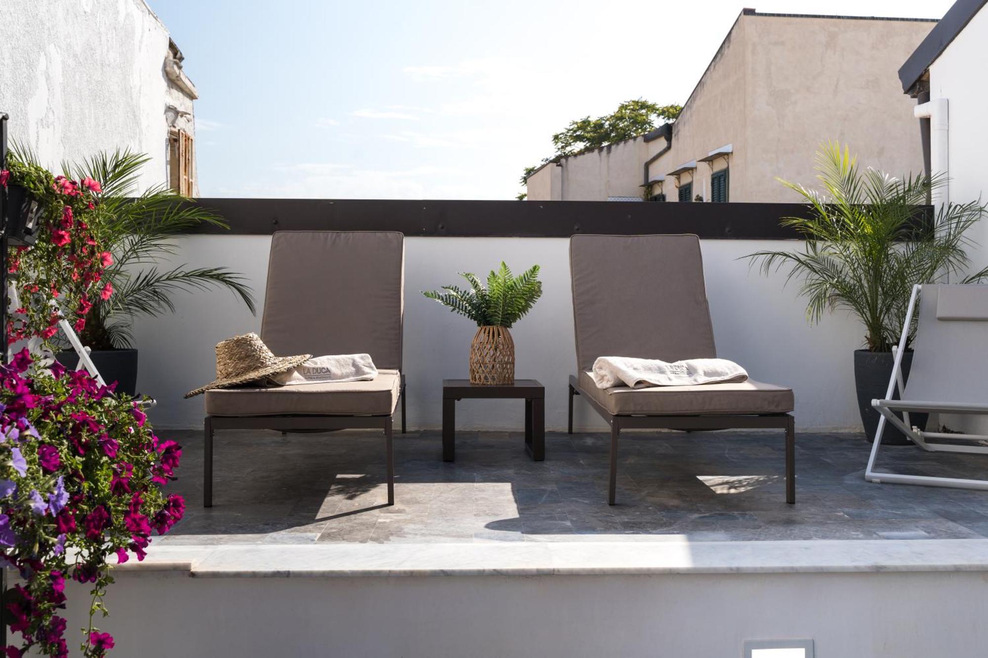 La Duca Suites & Apartments Палермо Екстериор снимка