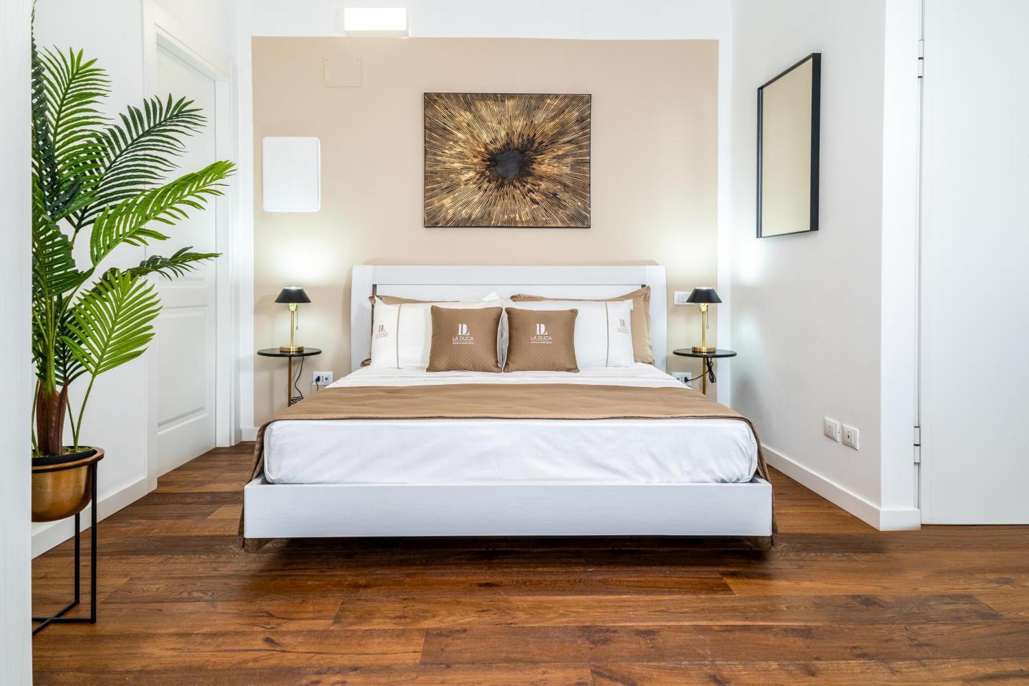 La Duca Suites & Apartments Палермо Екстериор снимка